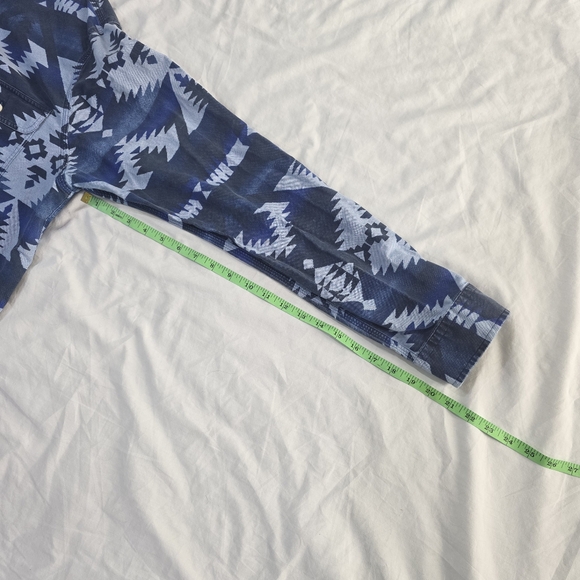 Polo by Ralph Lauren Southwestern Aztec Long Sleeve Button Down Shirt. XL - Picture 6 of 8